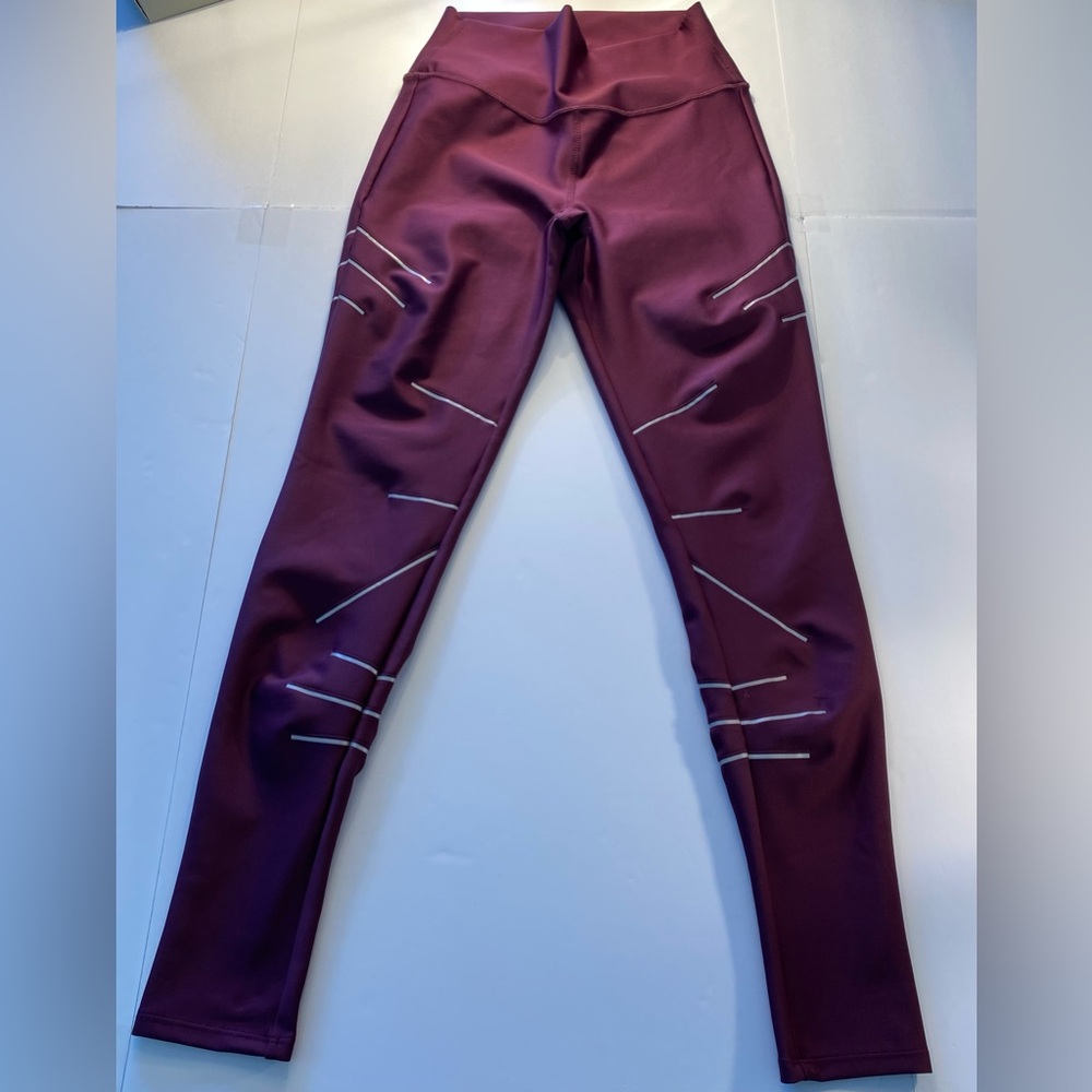 Alo Yoga High waist  Sequence  Legging  Black Plum  Large  NWOT - Picture 4 of 10
